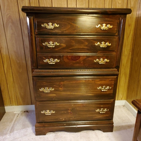 Solid Wood Chest of Drawers with 4 Drawers