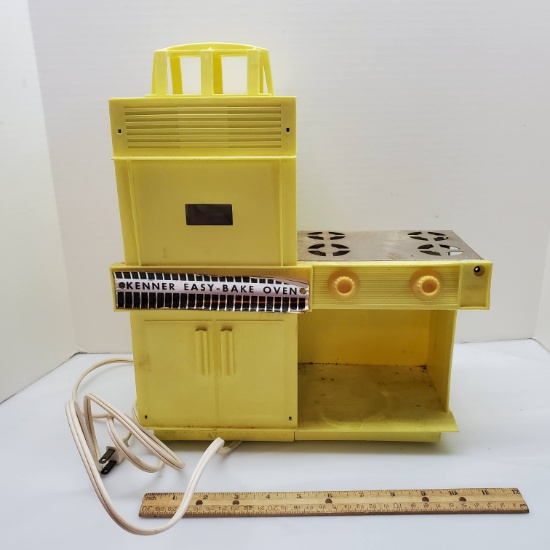 1964 Kenner Easy-Bake Oven - Works