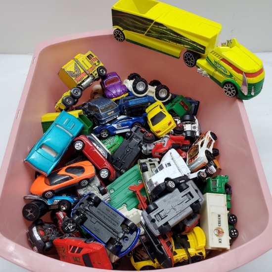 Lot of Hot Wheels and Other Cars