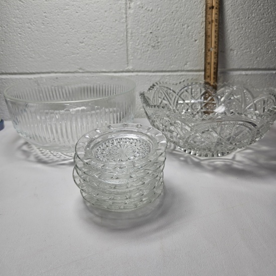 Lot of Glass Wares