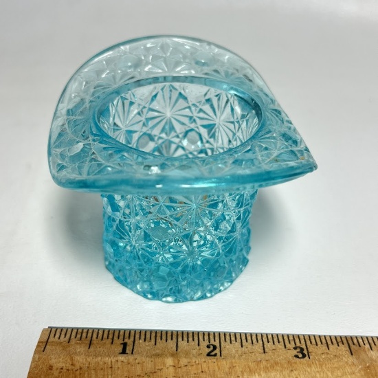 Turquoise Glass Daisy & Button Top Hat