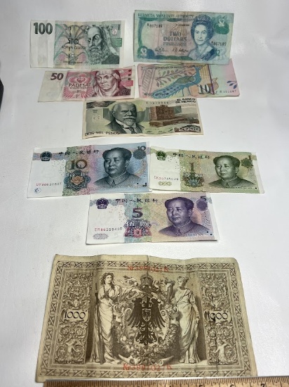 Lot of Various Foreign Money