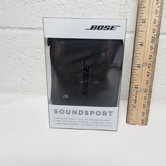 Bose Soundsport Charging Case - New in package