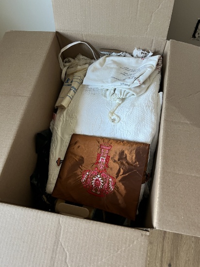 Large Lot of Various Linens