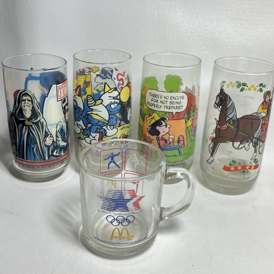 Great Lot of Collectible Tumblers - 1983 Star Wars & Smurf, 1968 Snoopy 1984 Christmas 1980 Olympics