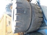 (2) 17.5 X 25 TOYO 16 PLY R.T. LOADER TIRES