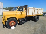 1986 GMC FLATBED STAKE SIDE TRUCK