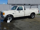 1990 FORD F-250 PICKUP TRUCK