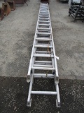 LOT OF EXTENSION LADDERS