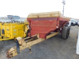 NEW HOLLAND 308 TOWABLE SPREADER