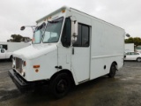 2002 FREIGHTLINER GRUMMAN OLSON STEP VAN W/ LIFTGATE (NON COMPLIANT)