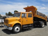 2000 INTERNATIONAL 4700 CREW CAB DUMP TRUCK (CA RETRO)