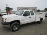 2005 CHEVROLET SILVERADO 2500 HD UTILITY PICKUP W/ LADDER RACK