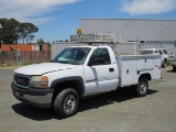 2002 GMC 2500 HD UTILITY PICKUP TRUCK