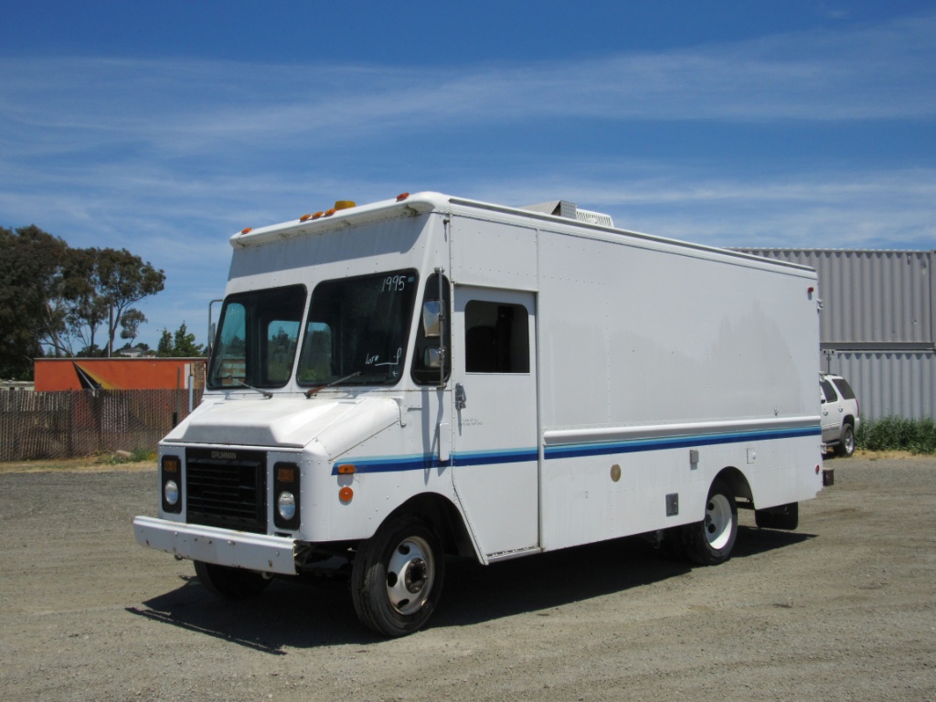 1995 CHEVROLET GRUMMAN OLSON UTILITY STEP VAN | Commercial Trucks Van &  Cargo Trucks Step Vans | Online Auctions | Proxibid