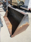 JLG REACH LIFT BUCKET