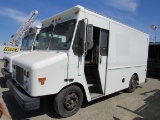 2002 FREIGHTLINER GRUMMAN OLSON STEP VAN (NON COMPLIANT)