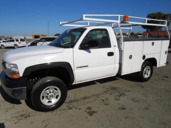 2002 CHEVROLET 2500 HD UTILITY TRUCK