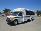 2003 FORD E-450 PARATRANSIT BUS W/ WHEELCHAIR LIFT