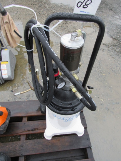 NEW & USED PNEUMATIC GREASE PUMP