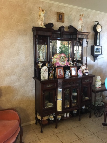 Antiques & Collectibles Auction