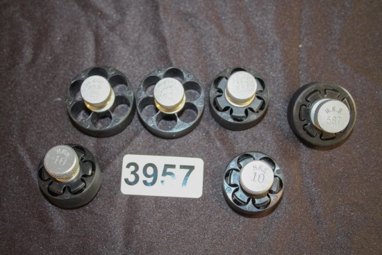 6 - HKS Speed Loaders