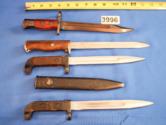 4 Military Bayonet  Knives