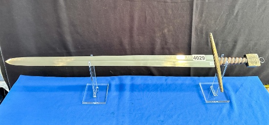 Bronze Twist Handle 33 1/2" Crusader