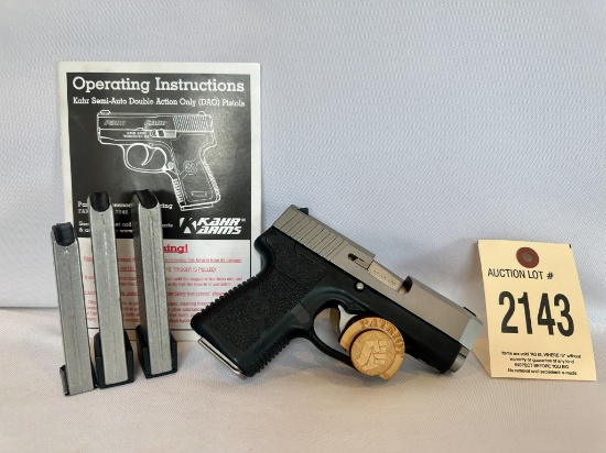 Kahr CM40 Pistol