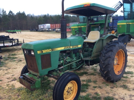 JD 1250 - 2WD