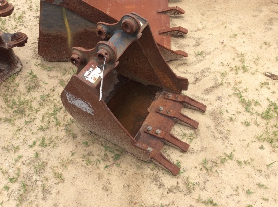 (224)16" EXCAVATOR BUCKET