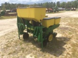 (219)JD 7100 2 ROW PLANTER