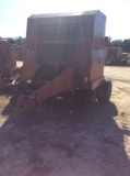 (265)CASE IH 8435 ROUND BALER