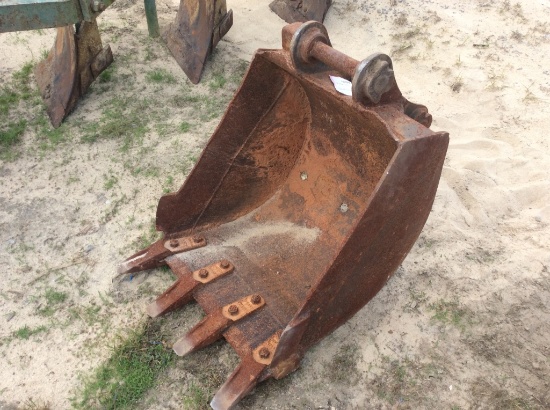 (229)24" EXCAVATOR BUCKET