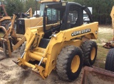 (71)JD 260 SKID STEER