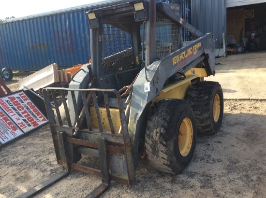 (128)NH LS180 SKID STEER