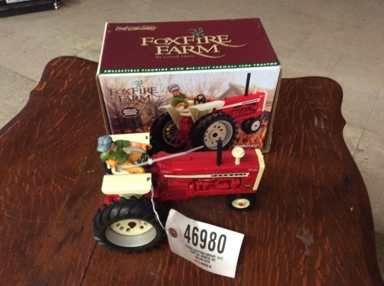 1/16 FARMALL 1206 - FOX FIRE FARM