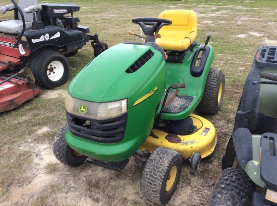 (62)JD L110 MOWER