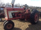 INTERNATIONAL 706 TRACTOR