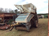 HOBBS PEANUT COMBINE