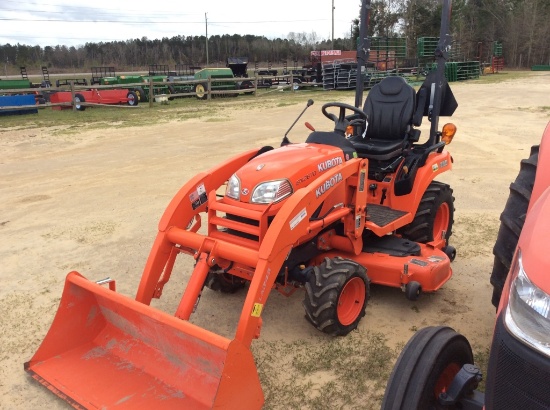 (31)KUBOTA BX2670 W/ LA243 LOADER & MOWER