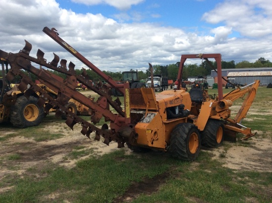 CASE DH4B TRENCHER