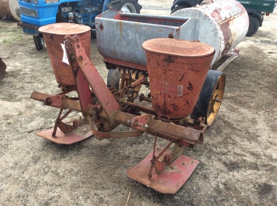 (126)ABSOLUTE - MF 2 ROW PLANTER