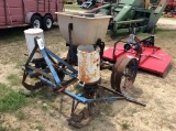 (272)FORD 309 2 ROW PLANTER