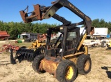 (173)NH LX665 TURBO SKID STEER