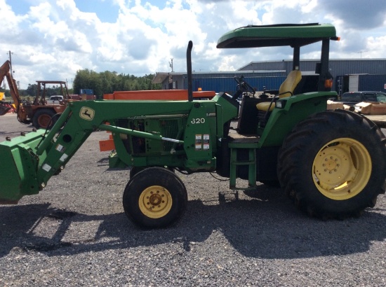 (41)JD 6200 W/ JD 620 LOADER