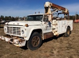 (739)1977 FORD F700 AUGER TRUCK