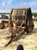 (271)VERMEER 605C ROUND BALER