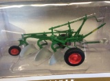 1/16 OLIVER 3 BOTTOM PLOW ON RUBBER TIRES
