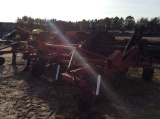 (127)6 ROW PEANUT DIGGER